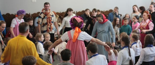 Наступили святки — веселись, ребятки!