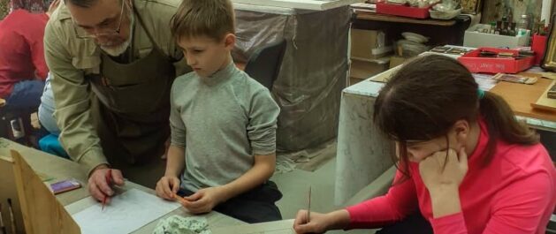 Будни иконописной мастерской