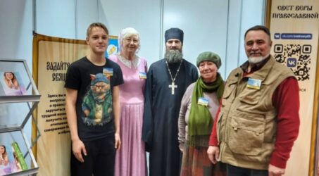 Выставка «Свет Веры Православной»: тепло встреч, творчество и молитва