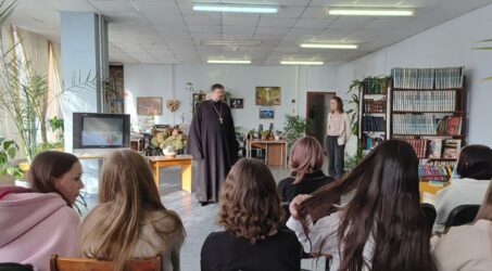 Лекция в Городской библиотеке: «Как слово наше отзовётся»